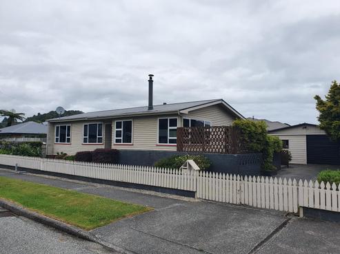 14 Raleigh Street, Greymouth