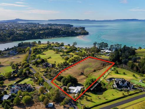 239 Broomfields Road, Whitford