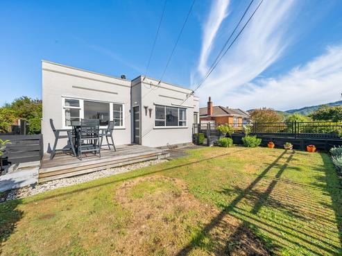16 John Street, Trentham