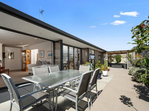 33 Carrington Drive, Papamoa