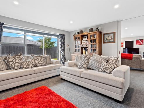 6 Loeb Place, Rolleston