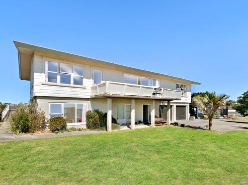 11 Kathy Terrace, Stanmore Bay