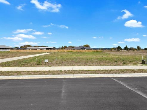 11 Karearea Drive, Coastlands
