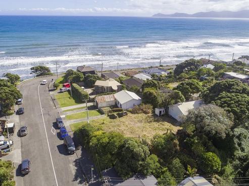1 Wellington Road, Paekakariki