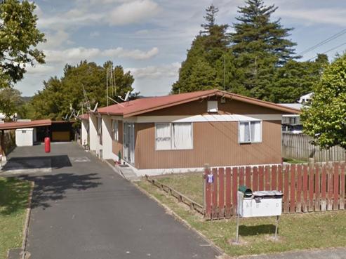 1D West End Avenue, Woodhill