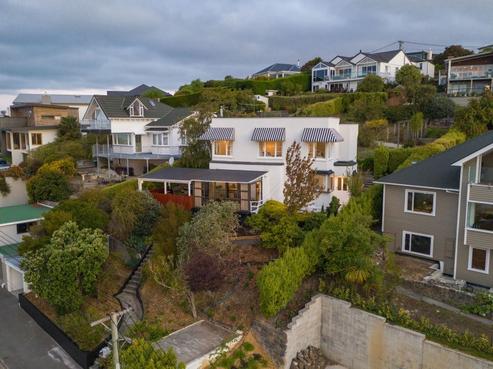 38 Saint Andrews Hill Road, Mount Pleasant