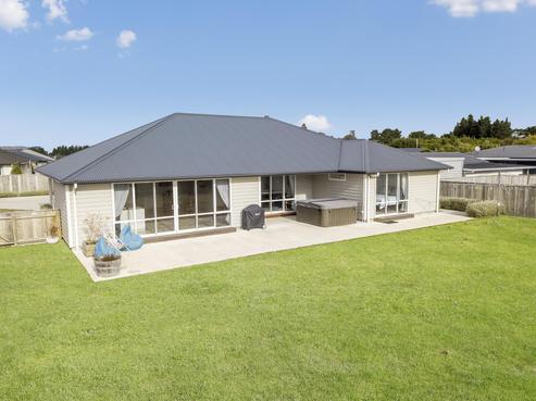 17 Stoneleigh Drive, Solway
