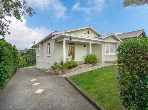 43 Mountain View Road, Morningside