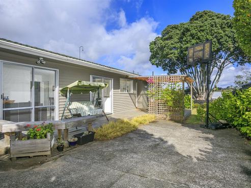 2/52 Sunnynook Road, Sunnynook