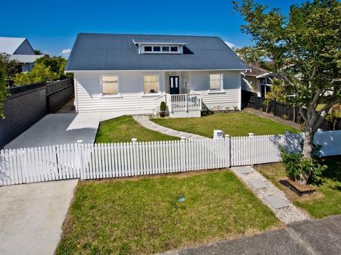 3 Egremont Street, Belmont