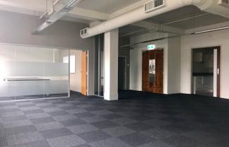 CENTRAL CHARACTER OFFICE SPACE
