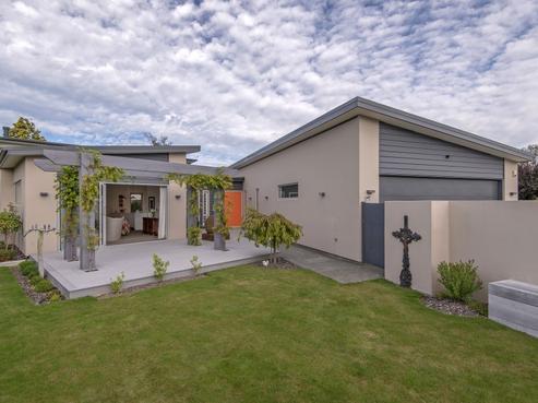 18 Garreg Road, Fendalton