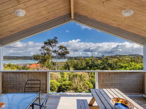 19 Lichen Grove, Russell