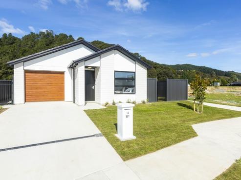 14 Fenwick Crescent, Trentham