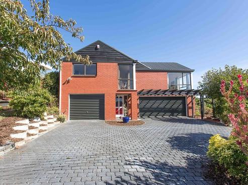 224 Mount Pleasant Road, Mount Pleasant