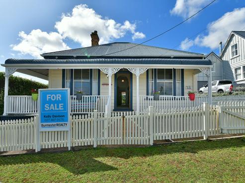 28 Puriri Street, Helensville