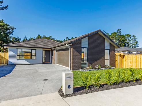 12 Konoba Avenue, Kumeu