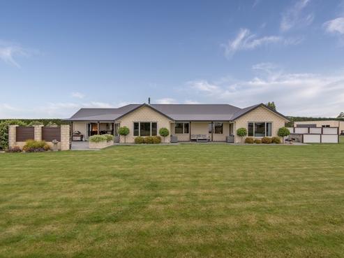 61 Winslow Road, Winslow