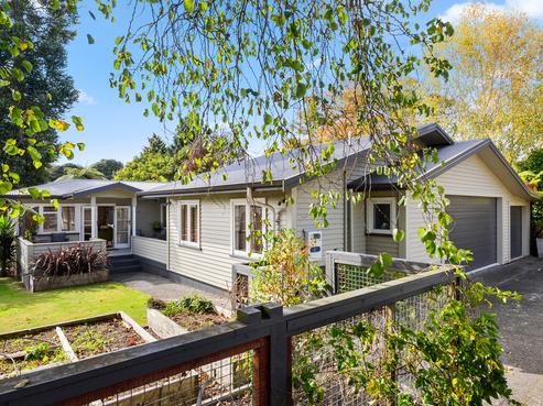 14 Fairley Road, Lynmore