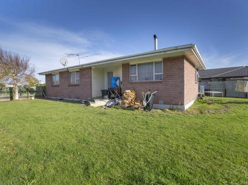 53 Paisley Street, Kew