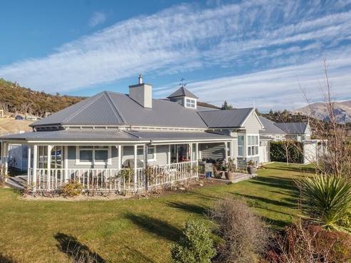 2 Hidden Hills Drive, Wanaka