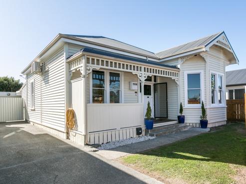 45 Nelson Crescent, Napier South