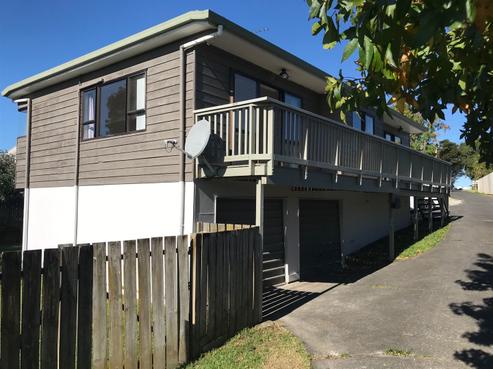 1/130 Colwill Road, Massey