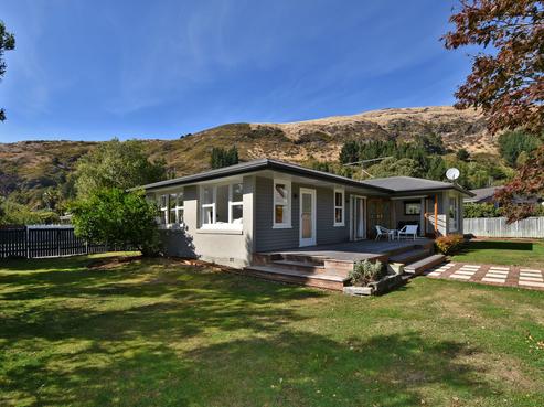 50 Whitfield Street, Sumner