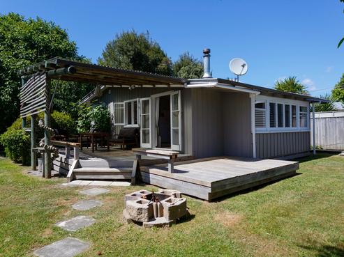 211 State Highway 1, Lake Taupo (East)