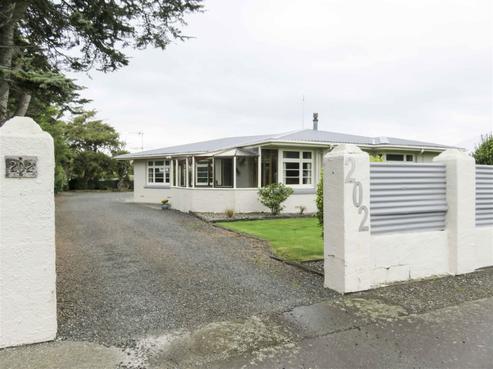 202 Nelson Street, Strathern