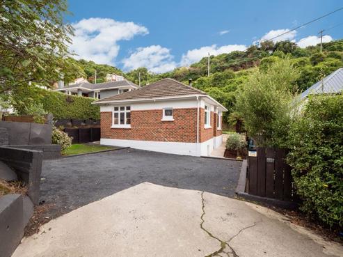 128 Bedford Street, Saint Clair