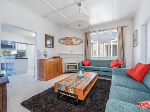 4 Bolton Street, Petone