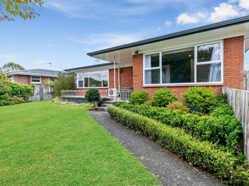 16 Springfield Crescent, Enderley