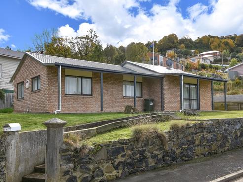 15 Lindsay Road, Caversham