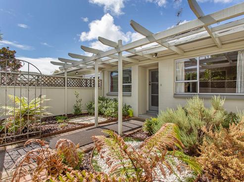 8/49A Amaru Road, One Tree Hill