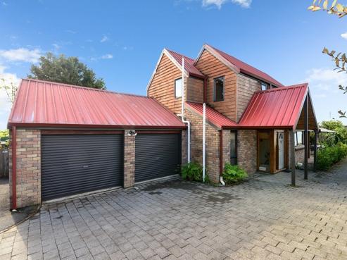 352A Cobham Drive, Hillcrest