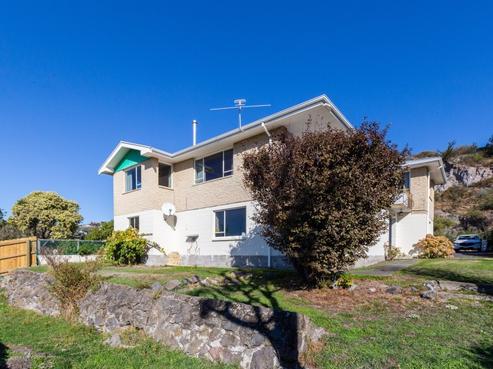 21 Main Road, Redcliffs