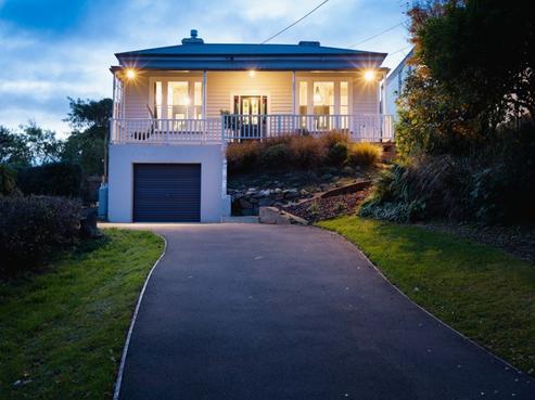 22 Lawson Street, Roslyn