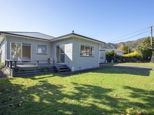 33 Tawhai Street, Stokes Valley