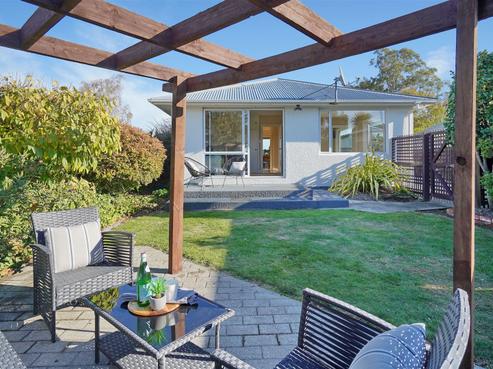418 Memorial Avenue, Burnside