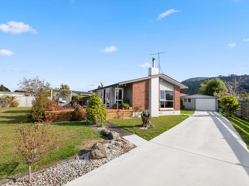 18 Logan Street, Fairy Springs