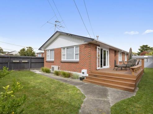 12 Islington Street, Trentham