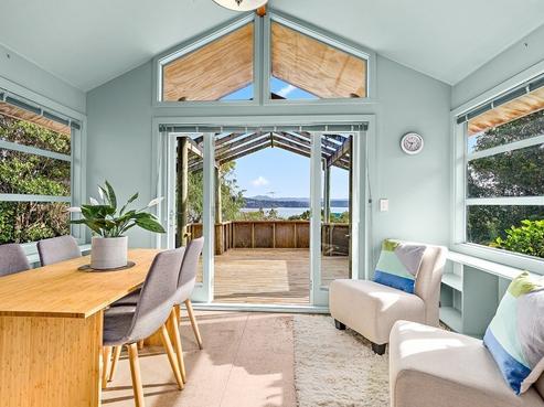 14 Fidelis Avenue, Snells Beach