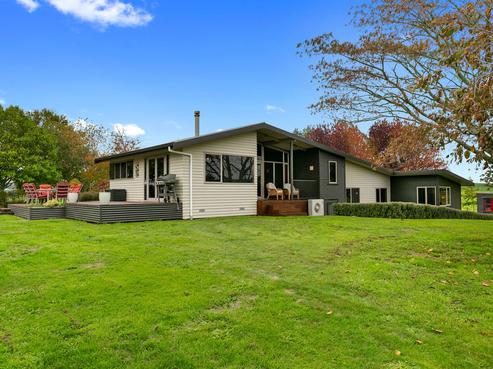 55 Finlayson Road, Ngahinapouri