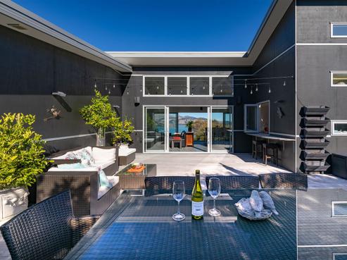 22 Cornwall Road, Lyttelton