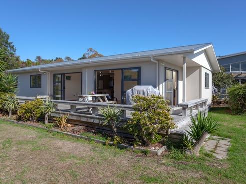 25 Scott Drive, Cooks Beach