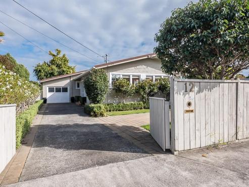 12 Sunny Glen, Waikanae