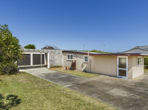 12 Kent Terrace, Foxton Beach