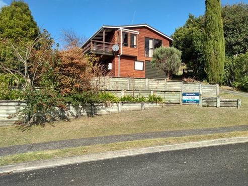 100 Onemana Drive, Onemana