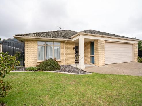 24 Gardenia Close, Melville